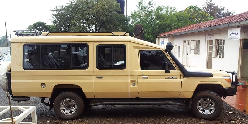 Safari Land Cruiser