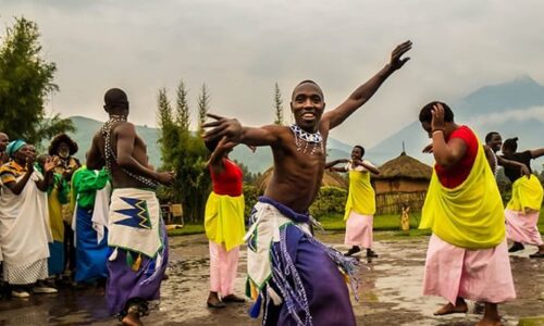 Rwanda Cooking Class Nyanza , Rwanda Safari Clothing Guide / What to Wear Trekking9 Days Rwanda Cultural Tour
