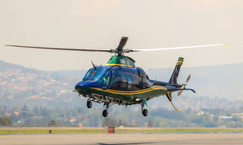 3 Days Helicopter Gorilla Trekking Rwanda Tour 3 Days Helicopter Gorilla Trekking Rwanda Tour