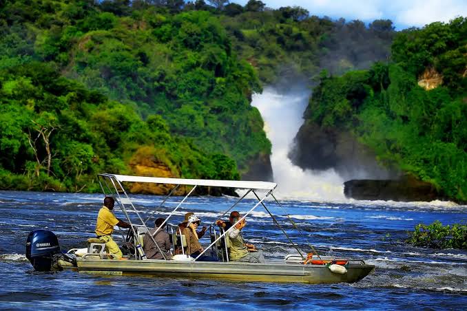 Murchison Falls boat safari